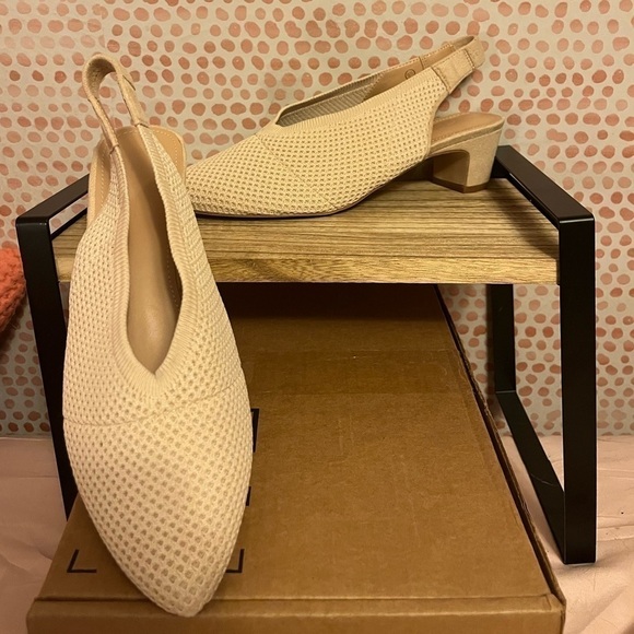 Ermonn Women's Slingback Chunky Heels— NWOT - Picture 1 of 10